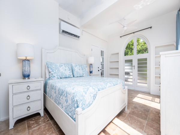 Luxury Villa Retreat 5_Bedroom - Spacious & Comfortable Accommodation